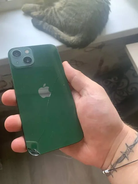Обмен iPhone 13 128Gb с трещиной на более новую модель - Игровые приставки в Нижний Новгород