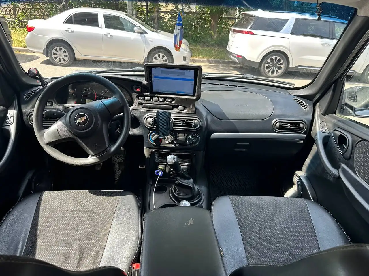 Шевроле Нива 2013 - Легковые автомобили (Авто) в Нижний Новгород