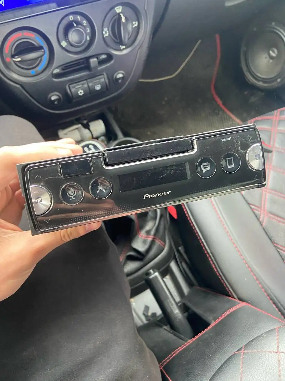 Магнитола Pioneer SPH-10BT и Teyes CC2L Plus - Автоэлектроника (Авто) в Нижний Новгород