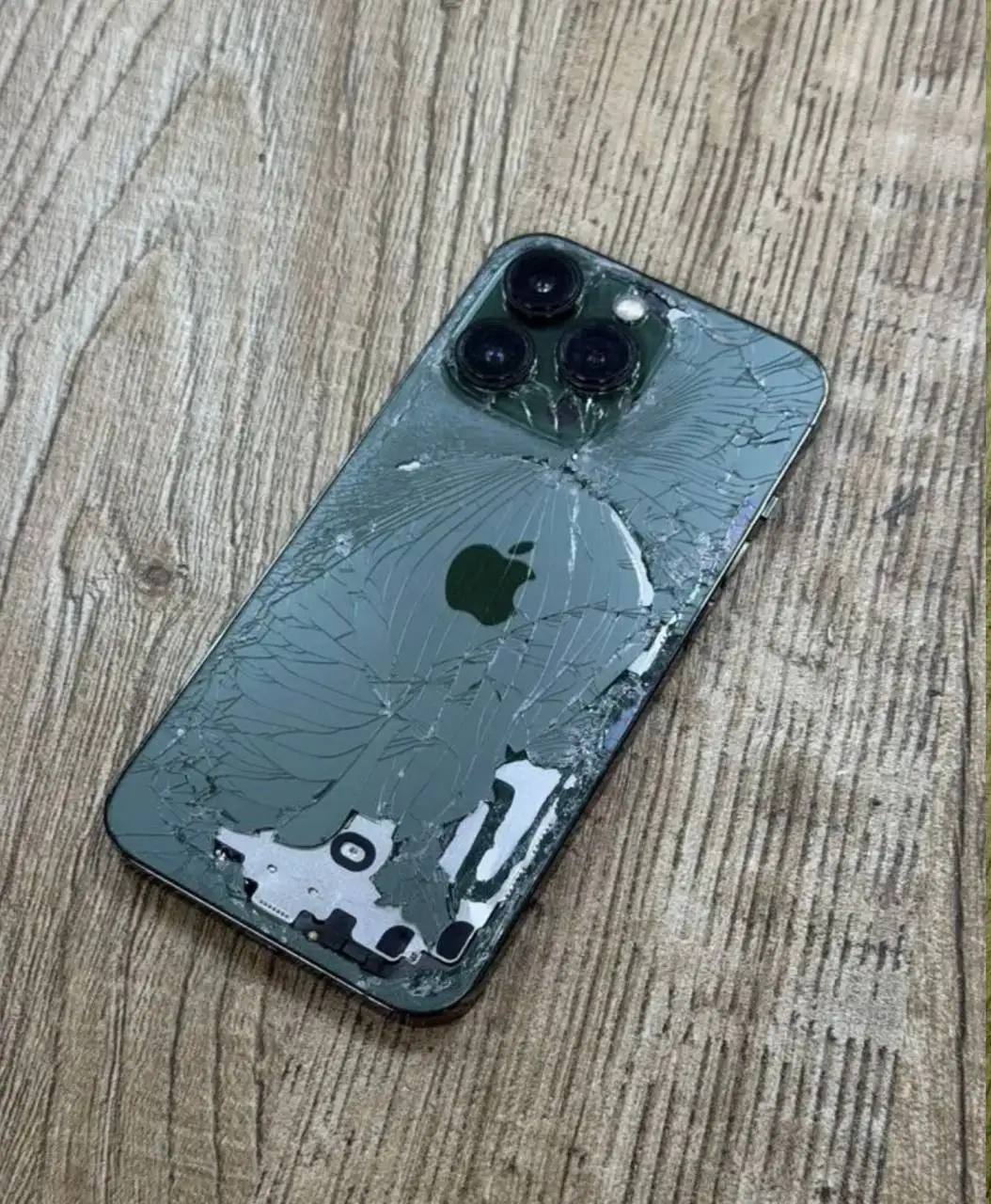 iPhone 13 Pro 128GB с дефектами - Смартфоны (Электроника) в Нижний Новгород