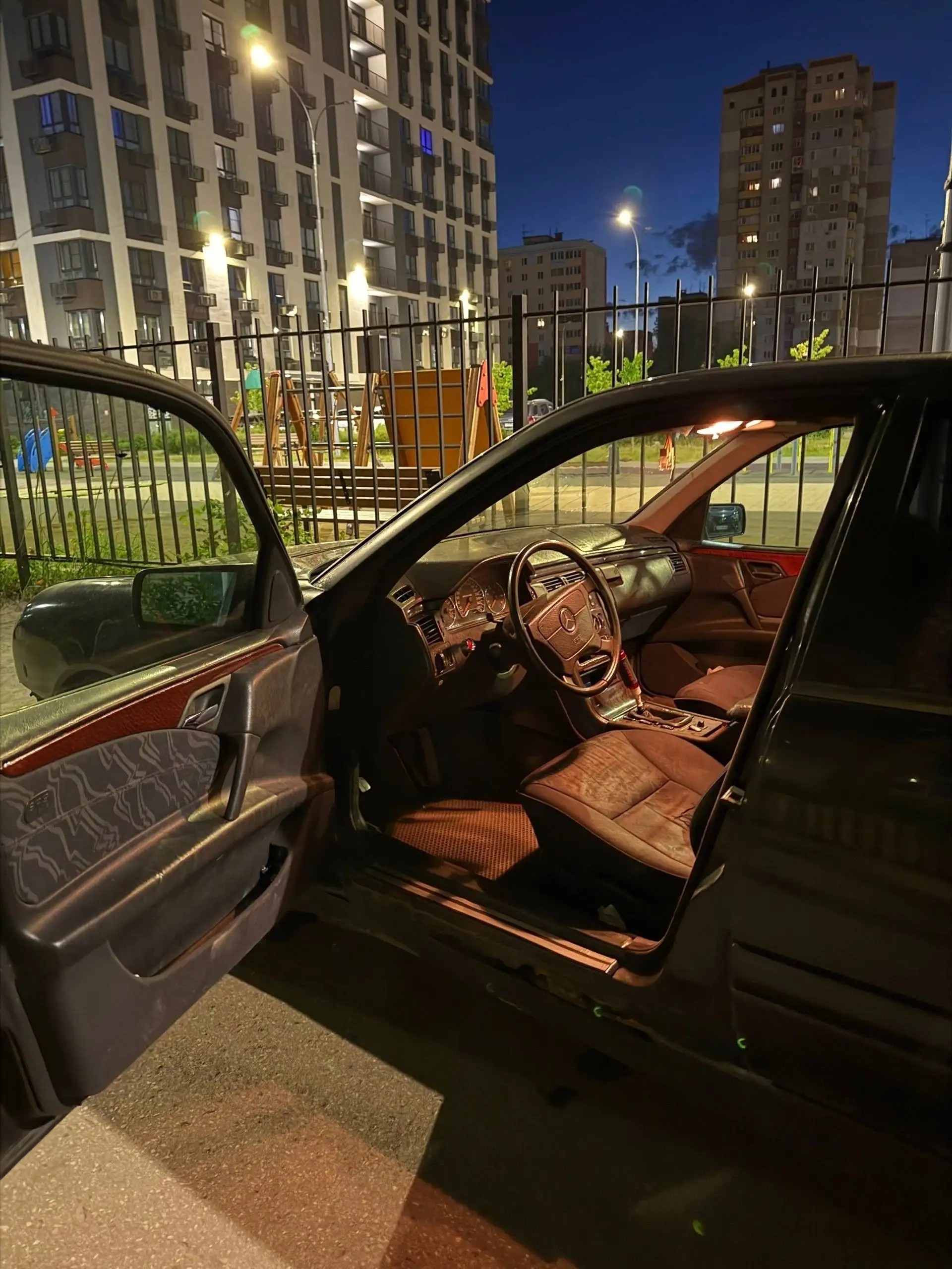 Продажа автомобиля 210 - Авто в Нижний Новгород