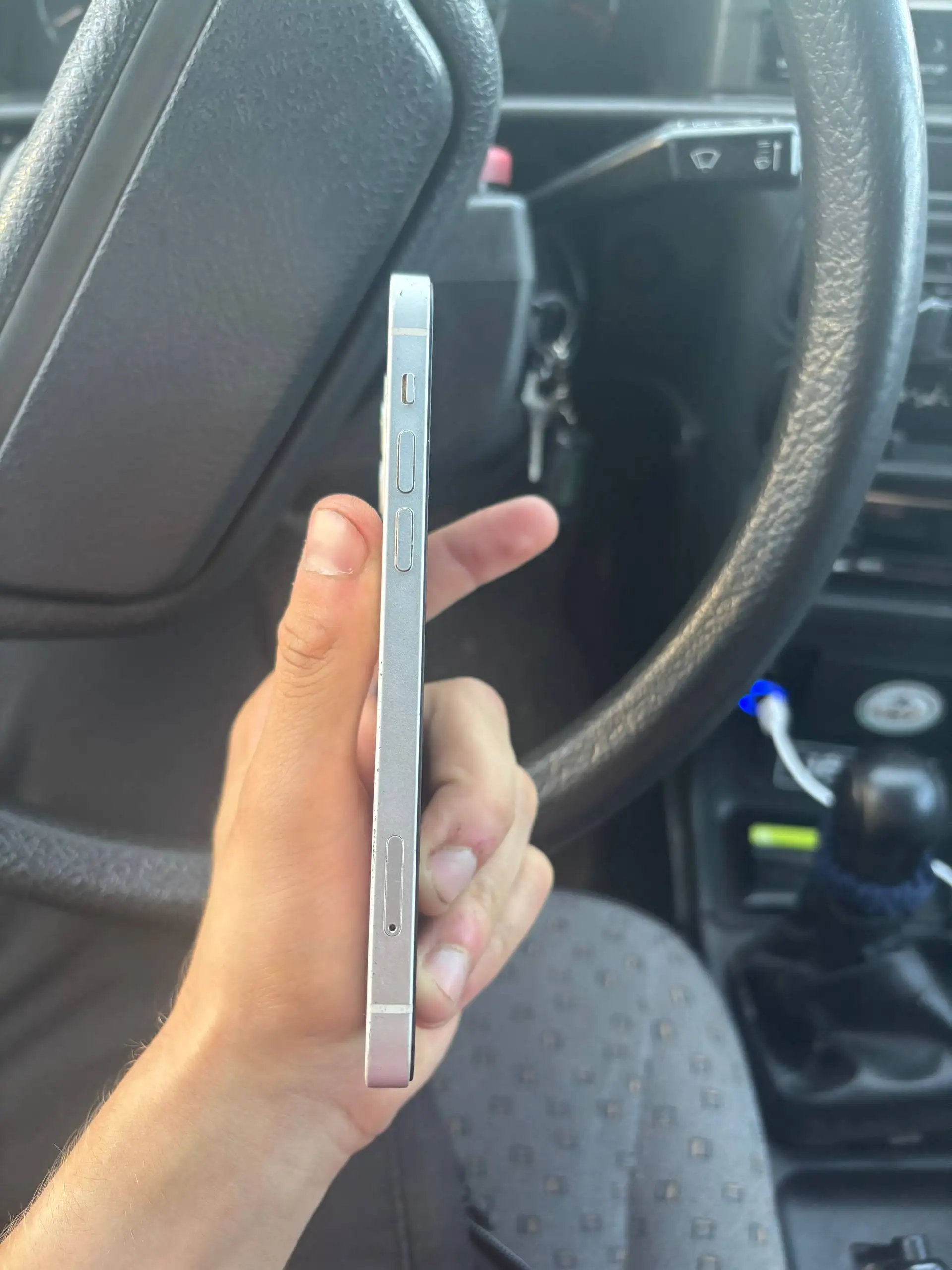 Продам iPhone 12 с замененными экраном, аккумулятором и гнездом зарядки - Смартфоны (Электроника) в Нижний Новгород