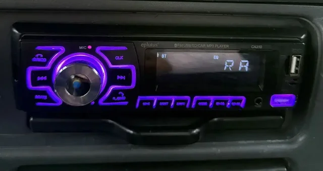 Продам магнитолу в отличном состоянии - Смартфоны и телефоны в Нижний Новгород