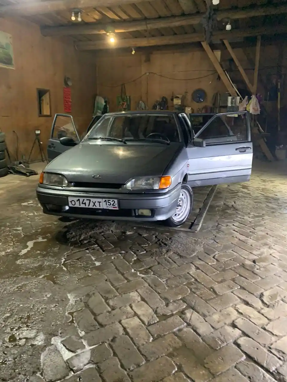 ВАЗ 2114 2010 года выпуска
