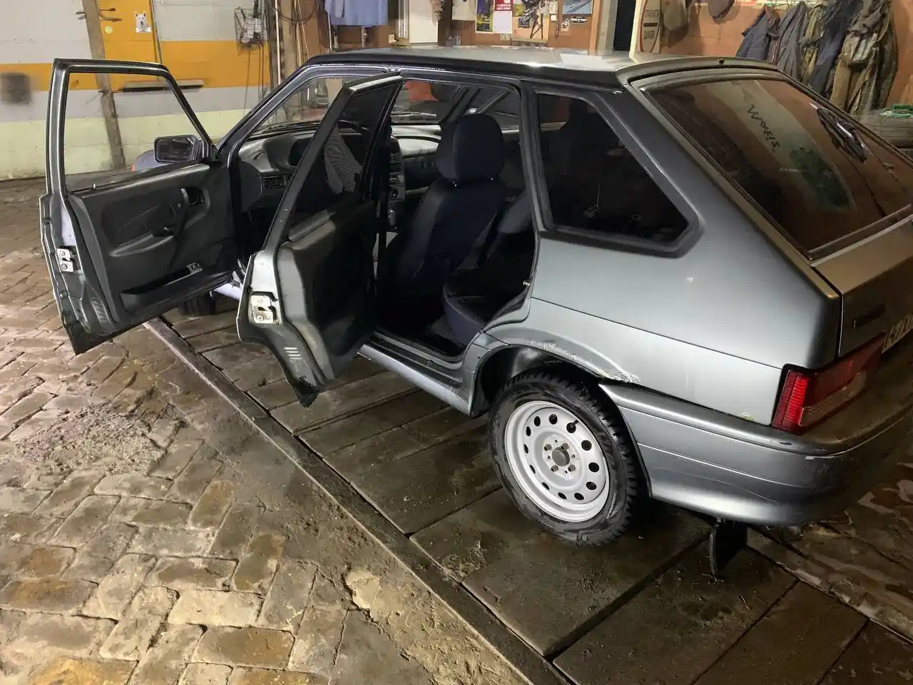 ВАЗ 2114 2010 года выпуска