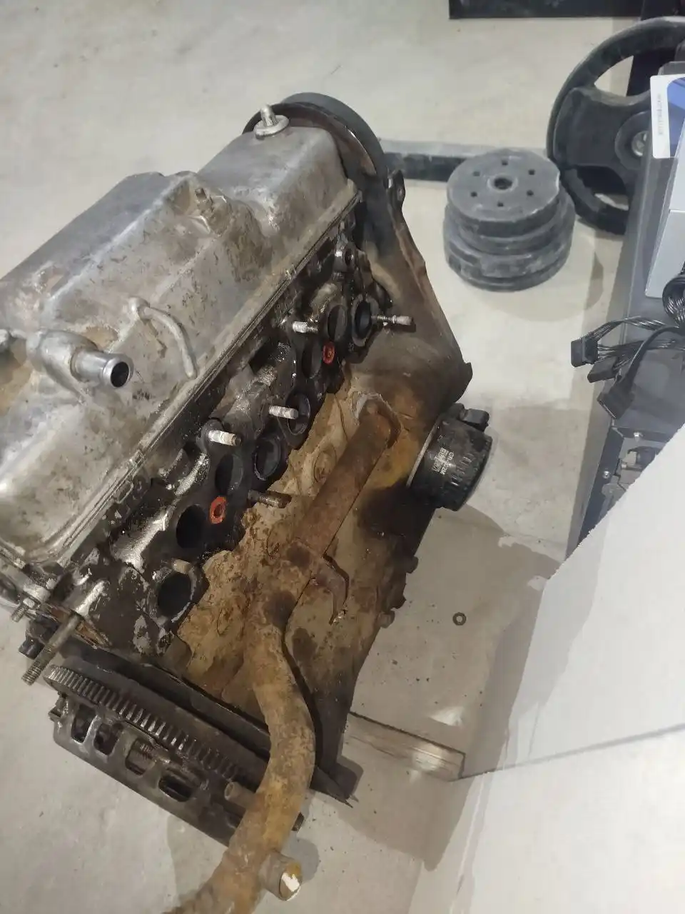 Продам мотор 1.5 8 клоп