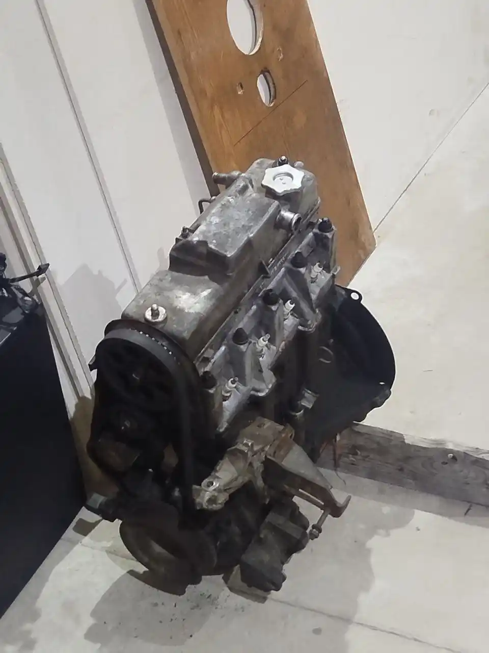 Продам мотор 1.5 8 клоп