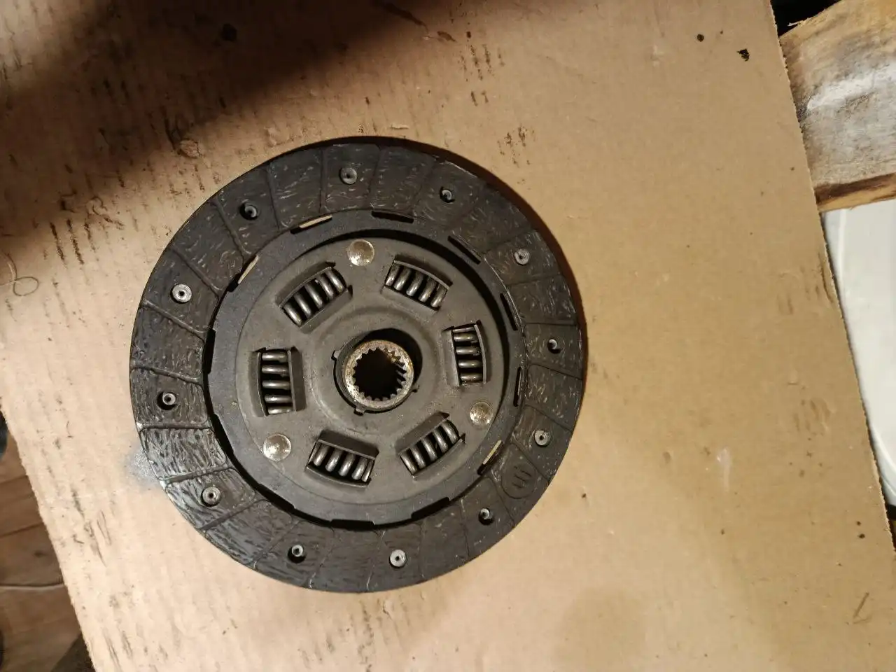 Продажа автозапчастей для Нивы и классики