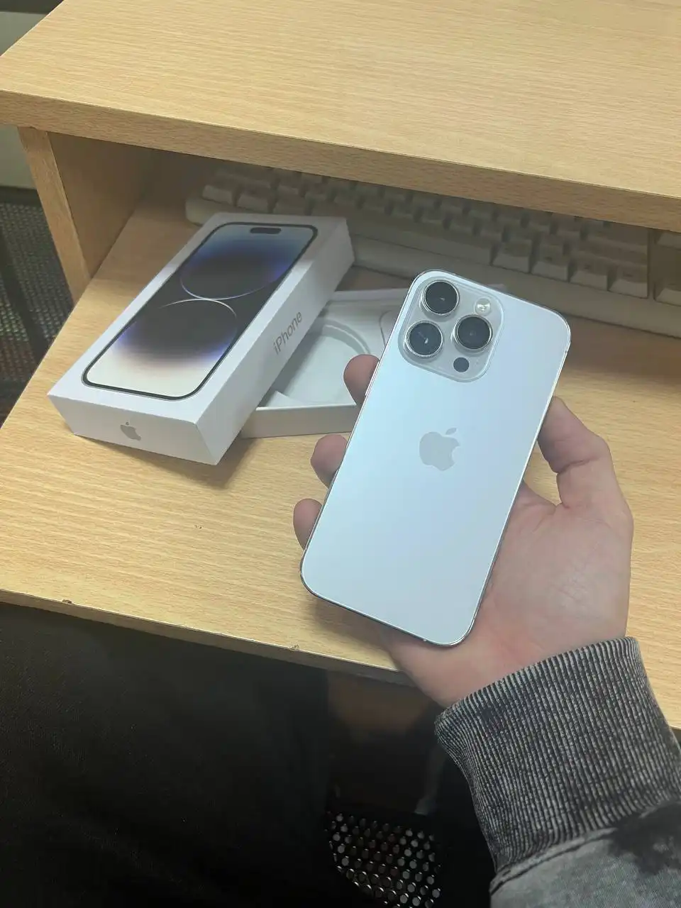 Продам iPhone 14 Pro 128 ГБ