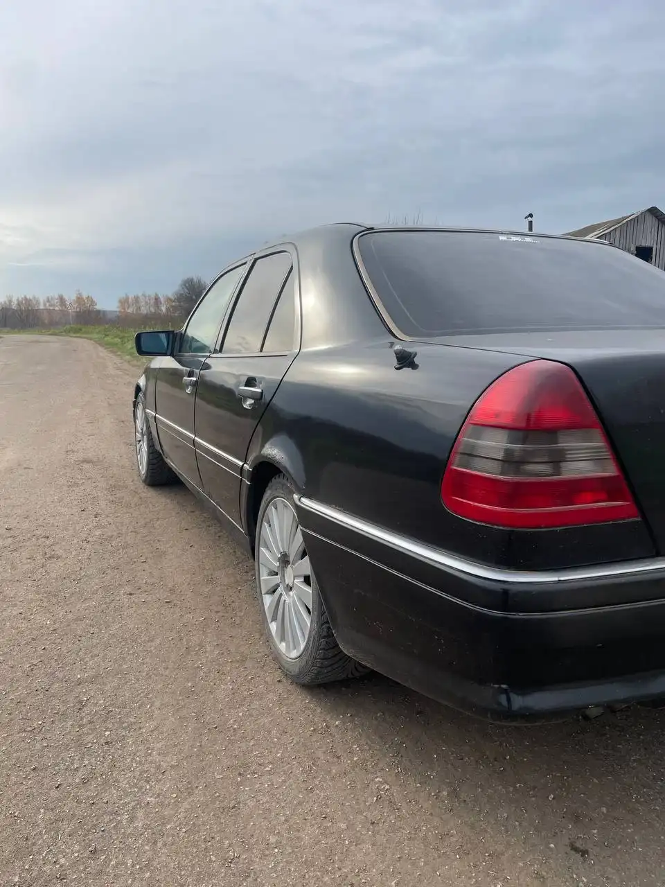 Продажа автомобиля ВАЗ 2107 1994 года с доработками