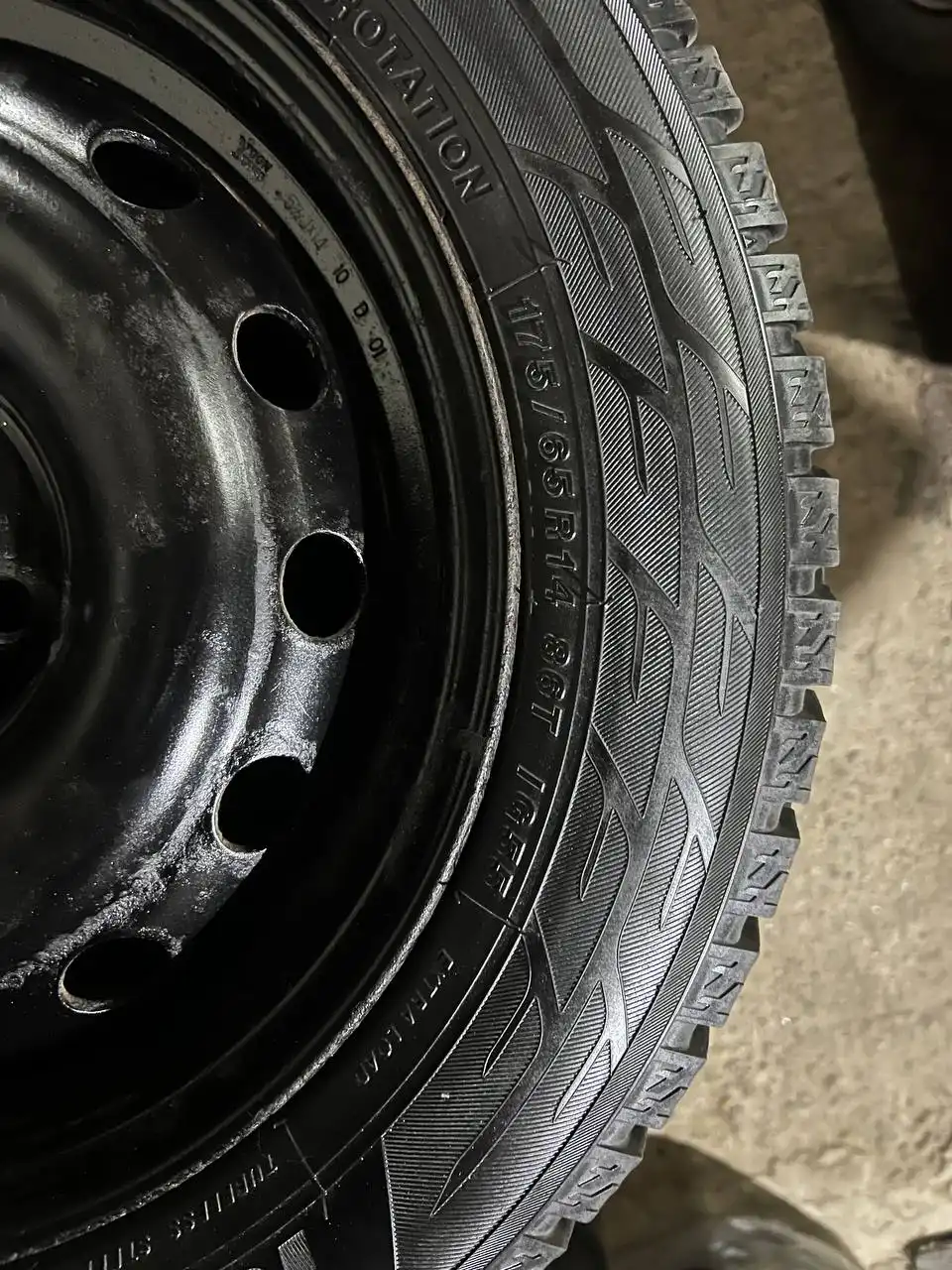 Автомобильные диски R14 зимние