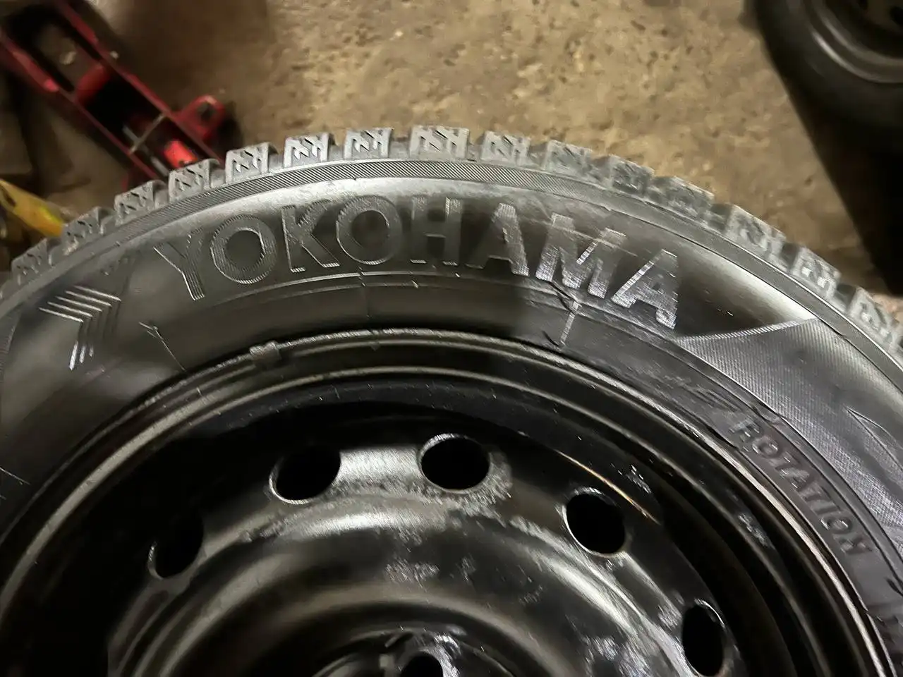 Автомобильные диски R14 зимние