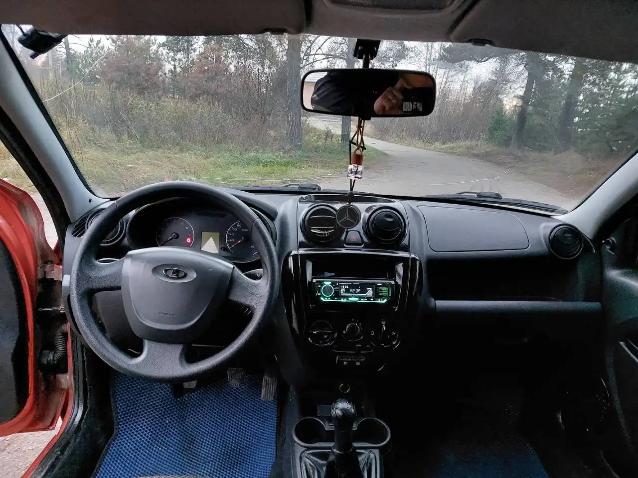 Продажа автомобиля ВАЗ 2107 2013 года