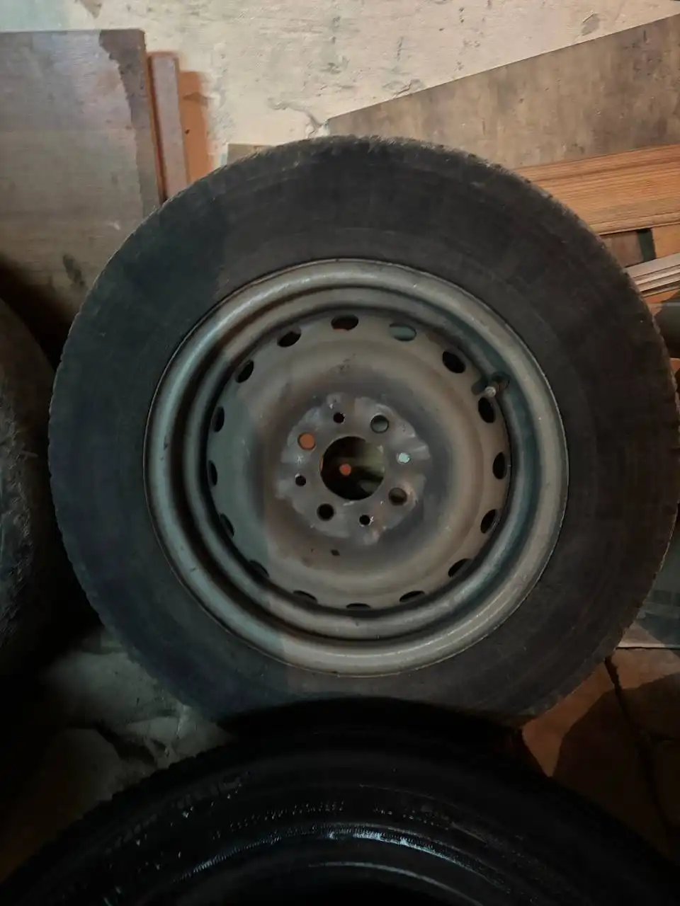 Продажа шин R13 лето на штампах и зимние баллоны