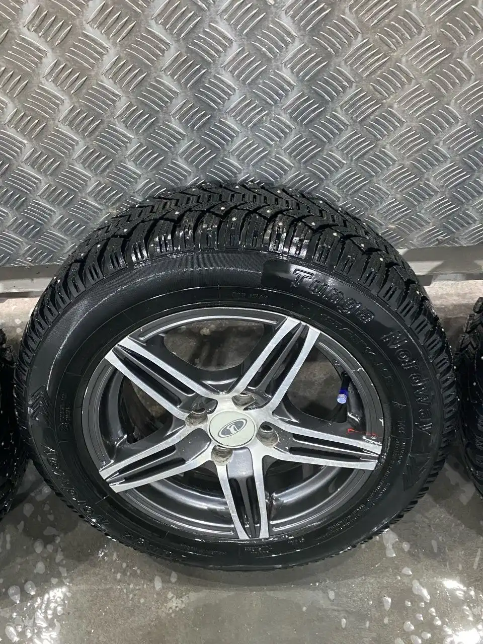 Продажа/обмен на сабвуфер или iPhone 12