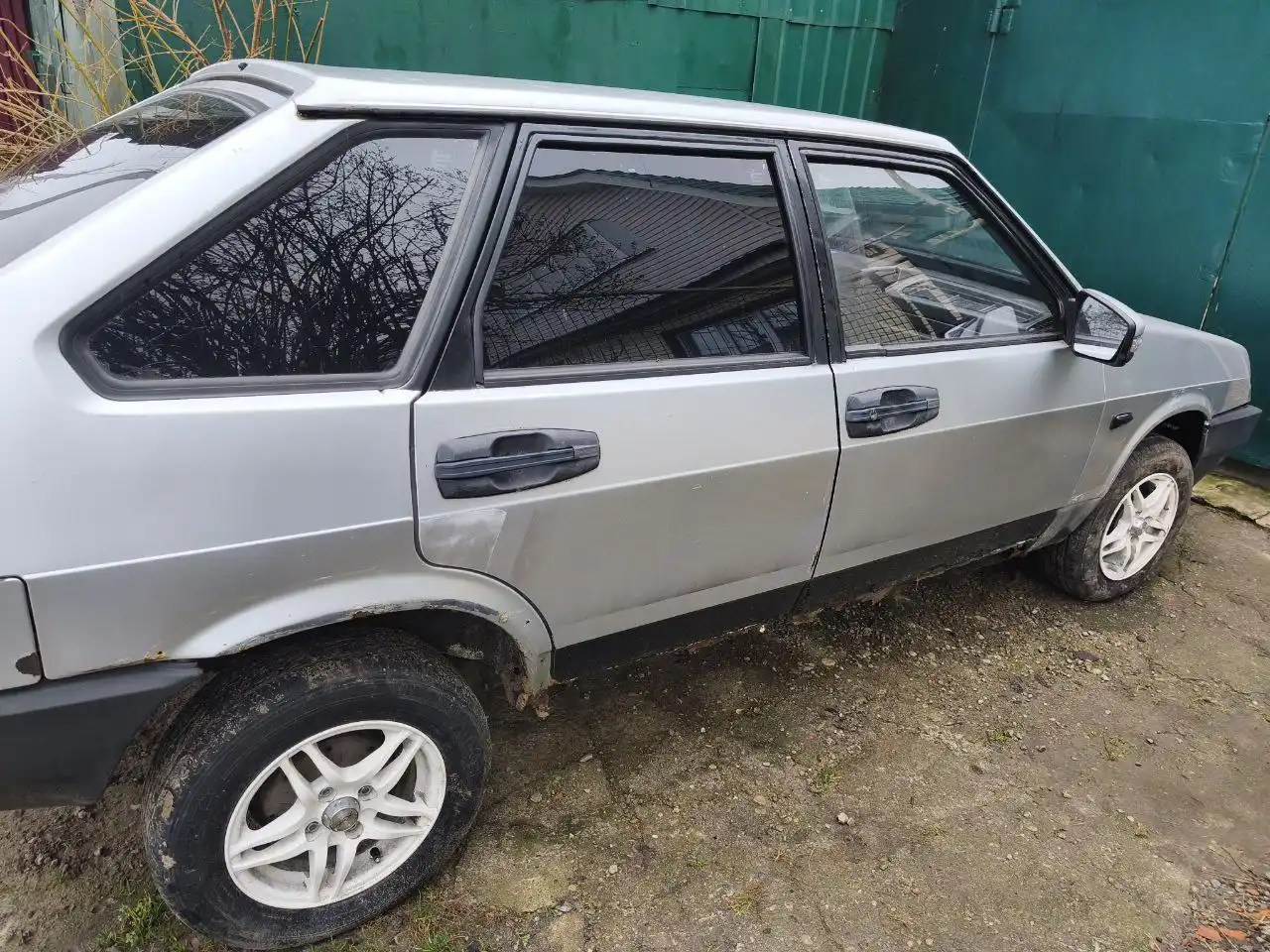 ВАЗ 2109 2003 года выпуска в Арзамасе