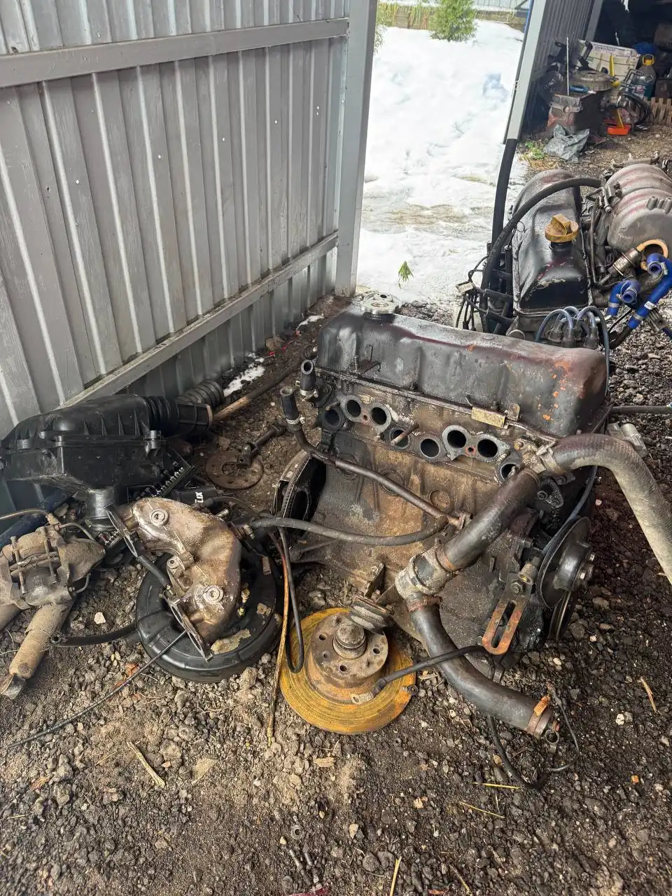 Продам Карб мотор 10к, Коробка 5ст 8к