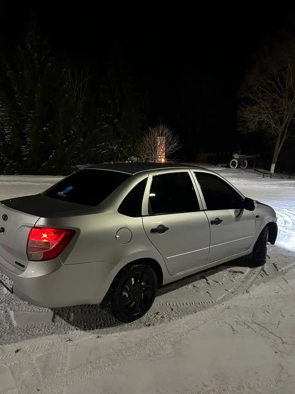 Продам Лада Гранта 2013 года в хорошем состоянии