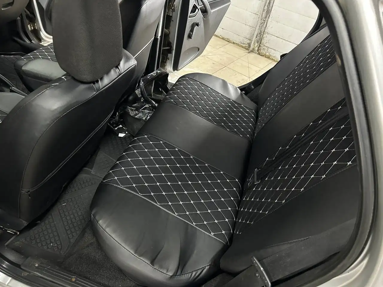 Продам Лада Гранта 2013 года в хорошем состоянии