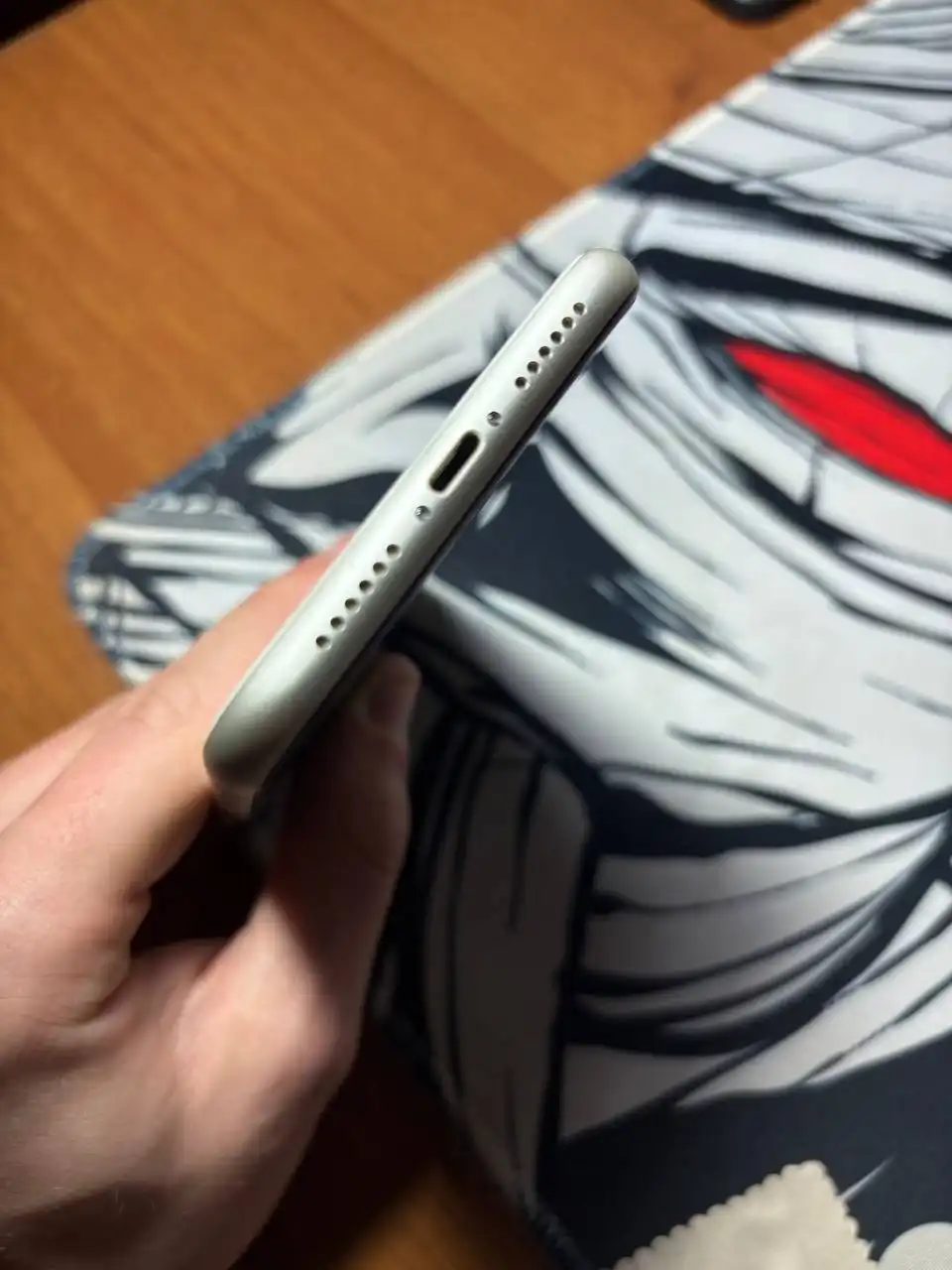 Продажа iPhone 11 64 ГБ в отличном состоянии