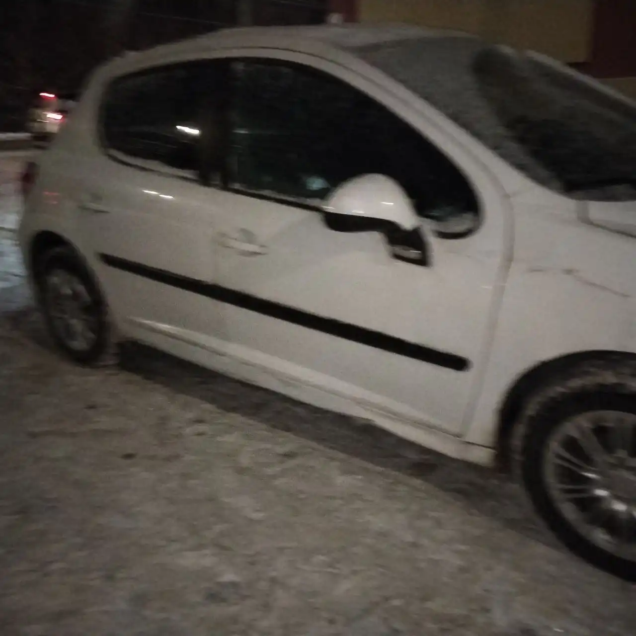 Продажа Peugeot 207 рестайлинг 2010 года