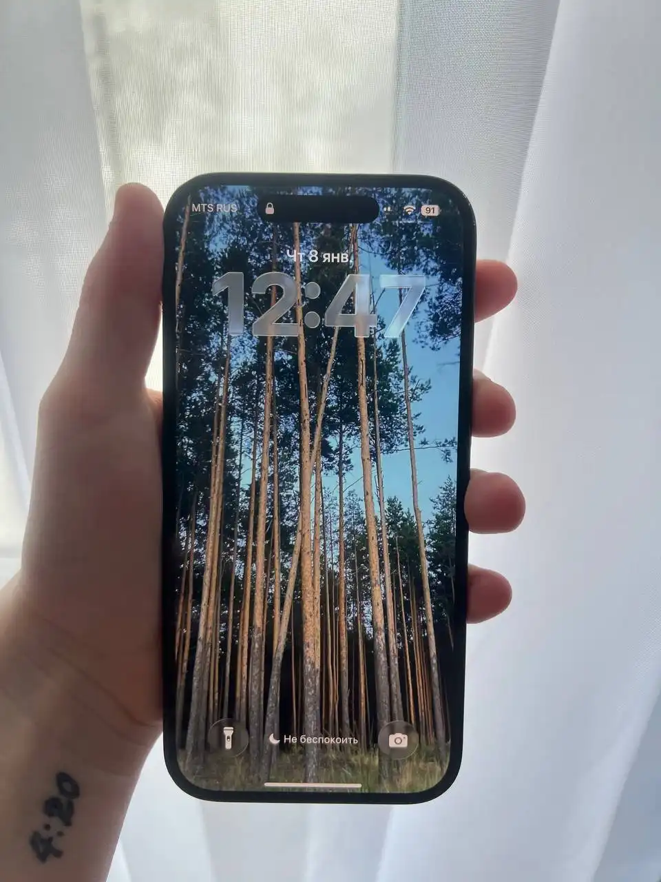 Продам айфон