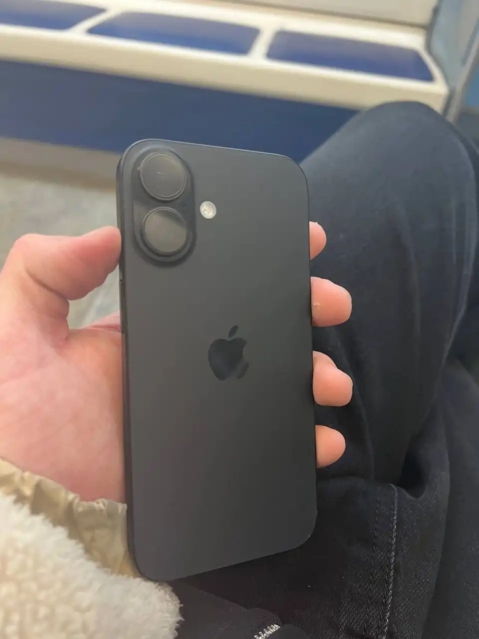 Продам iPhone 16 128 ГБ в хорошем состоянии - Смартфоны (Электроника) в Нижний Новгород