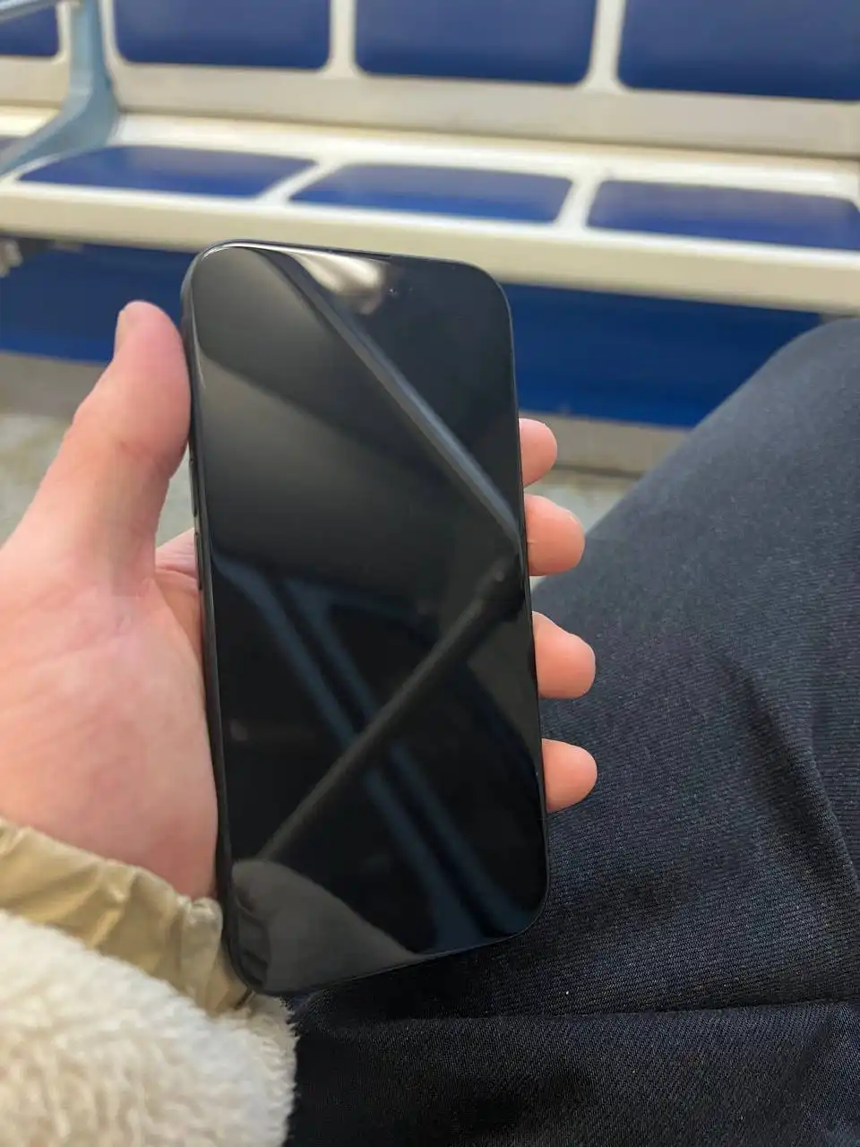 Продам iPhone 16 128 ГБ в хорошем состоянии - Смартфоны (Электроника) в Нижний Новгород