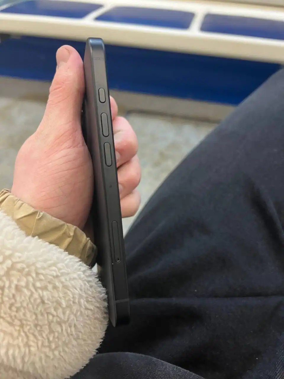 Продам iPhone 16 128 ГБ в хорошем состоянии - Смартфоны (Электроника) в Нижний Новгород