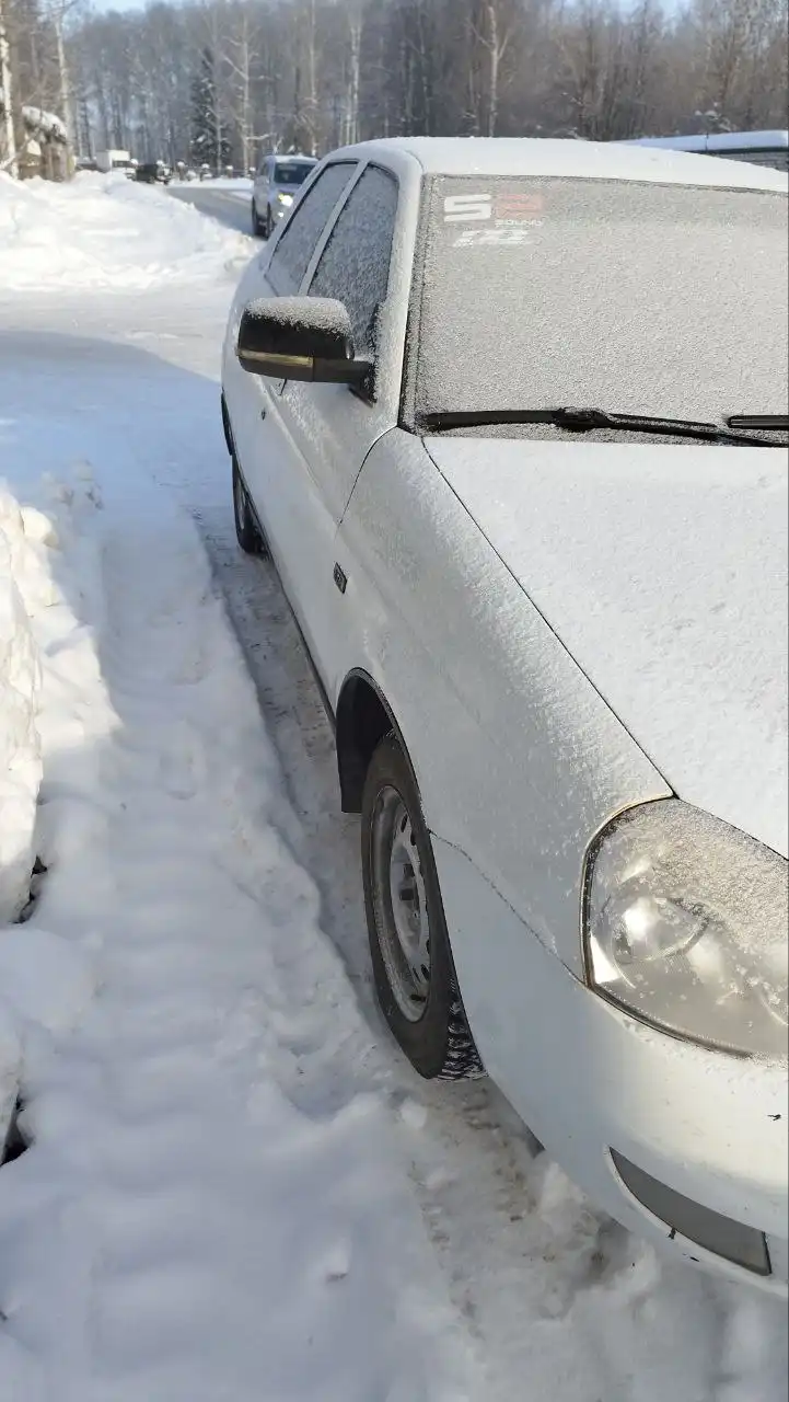 ВАЗ Приора хэтчбек 2011 года в Чкаловске - Легковые автомобили (Авто) в Чкаловск