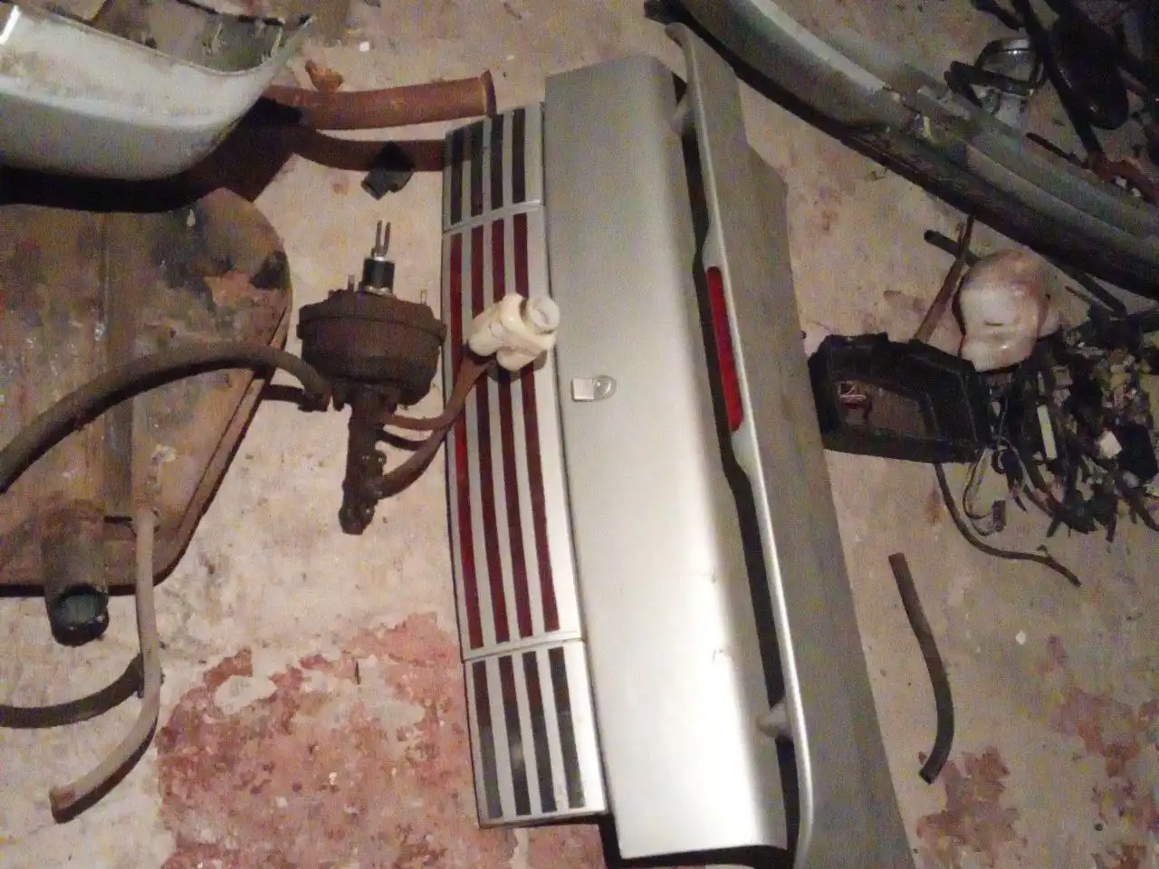 Запчасти для ВАЗ 2110 на авторынке - Автозапчасти для ВАЗ (Запчасти) в Нижний Новгород