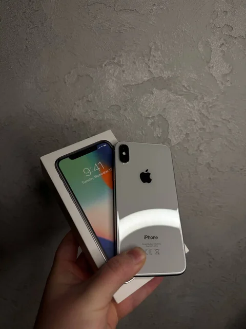 Продажа б/у iPhone X, 7, XR, 4 - Бытовая техника в Нижний Новгород