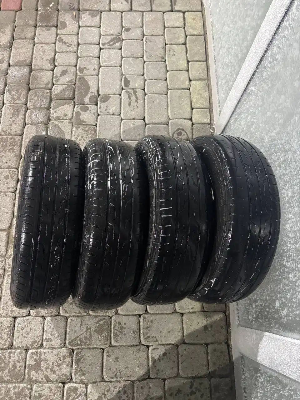 Продажа литых дисков 13R 175/70 с резиной на сезон - Диски и шины (Запчасти) в Нижний Новгород