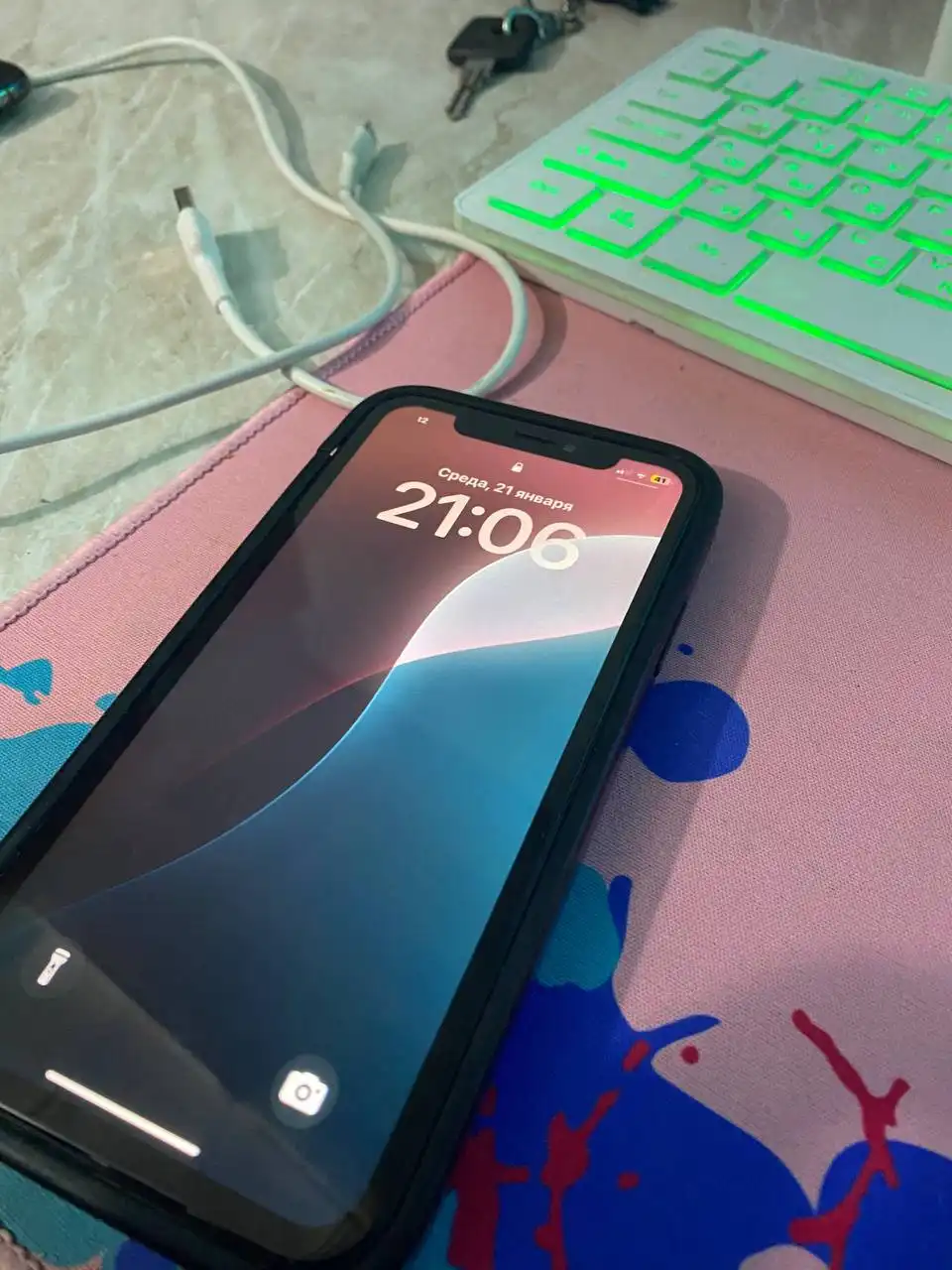 iPhone XR 64GB с задней крышкой - Смартфоны (Электроника) в Сергач