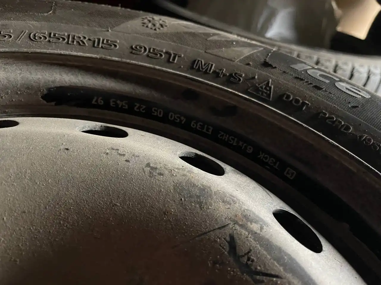 Комплект шин 195/65/15 - Шины и диски (Запчасти) в Нижний Новгород