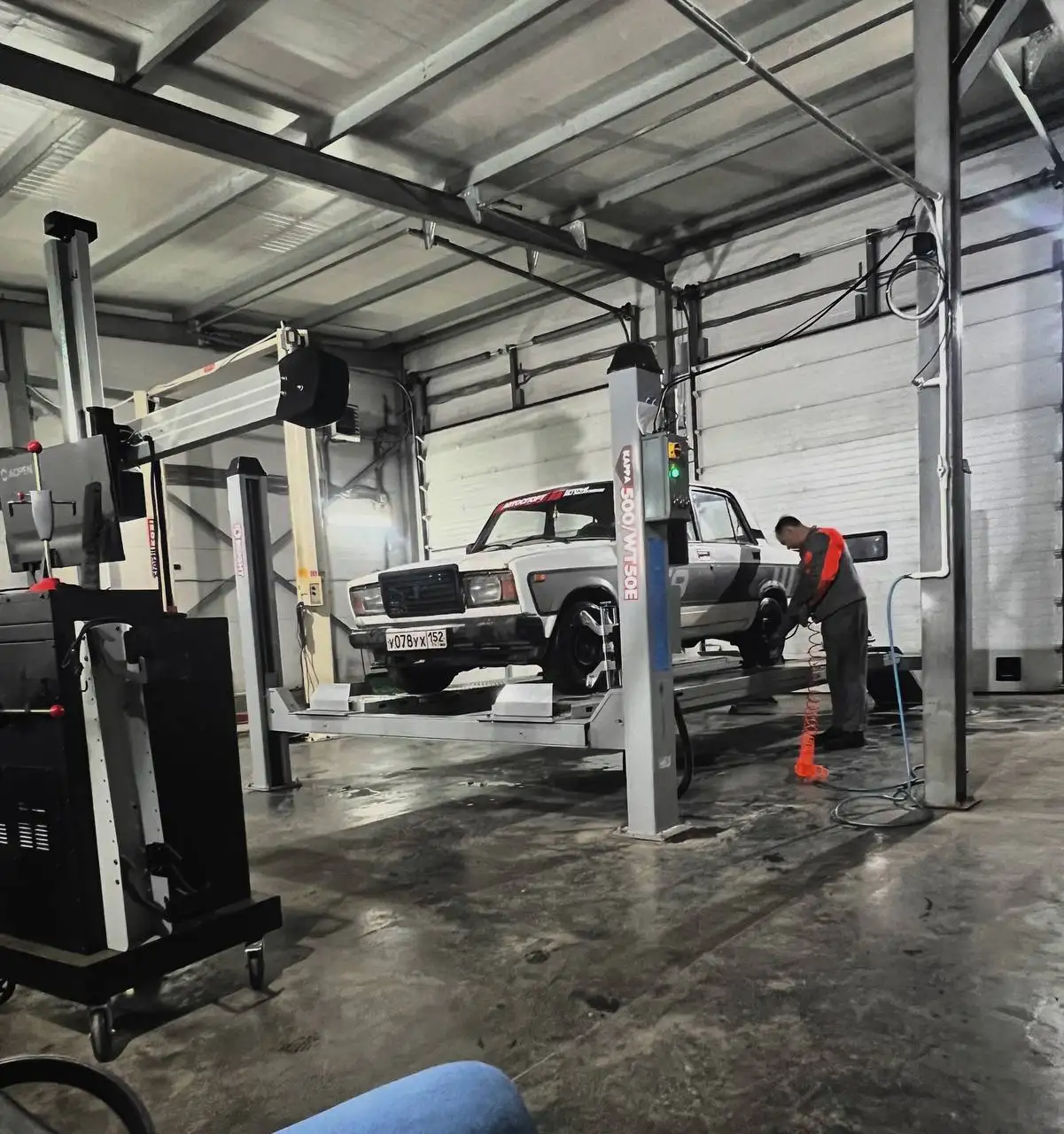 Продажа ВАЗ 2107 2004 года с пробоем прокладки ГБЦ - Легковые автомобили (Авто) в Нижний Новгород