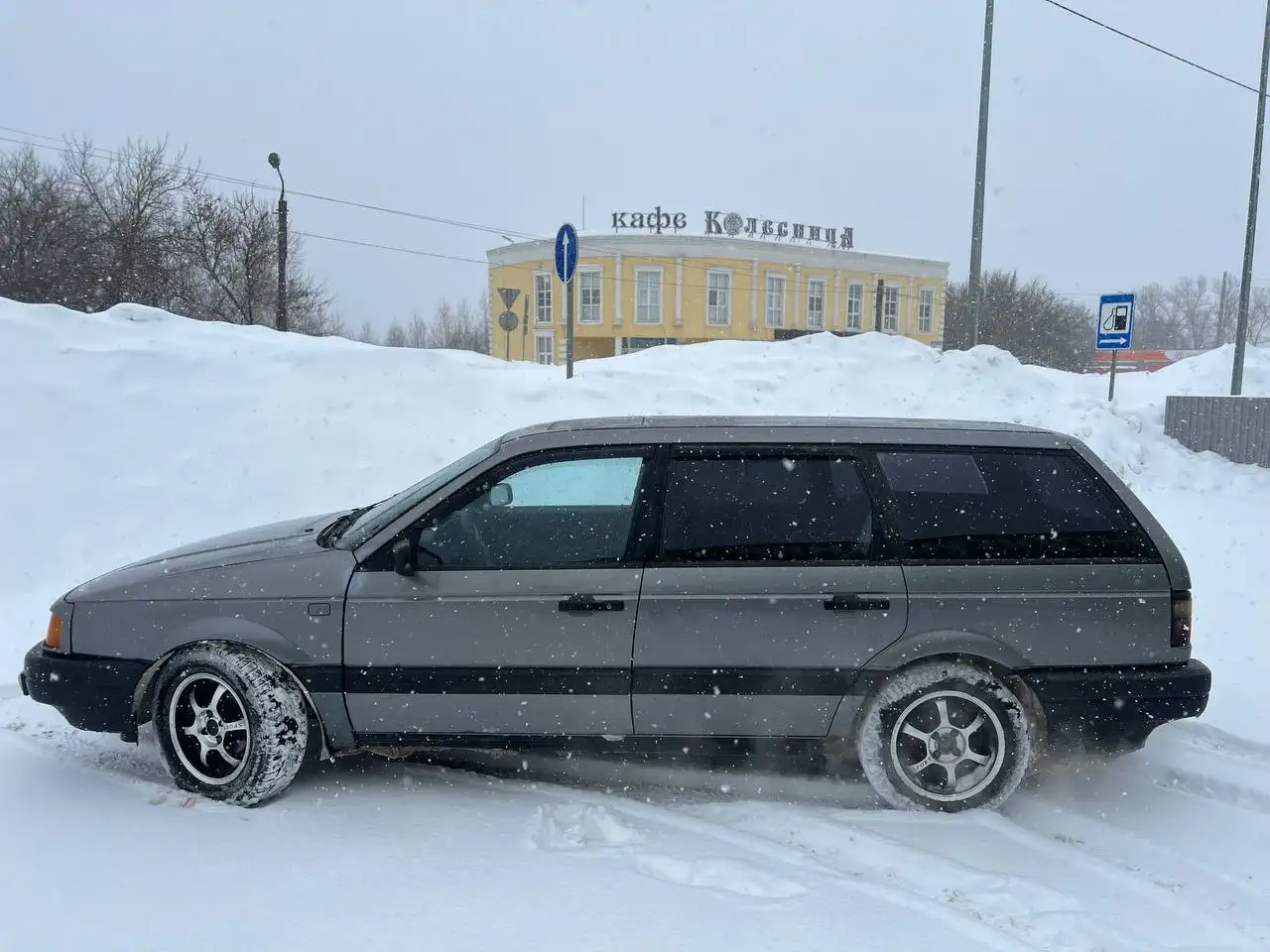 Volkswagen Passat B3 1.8 МКПП - Легковые автомобили (Авто) в Дзержинск