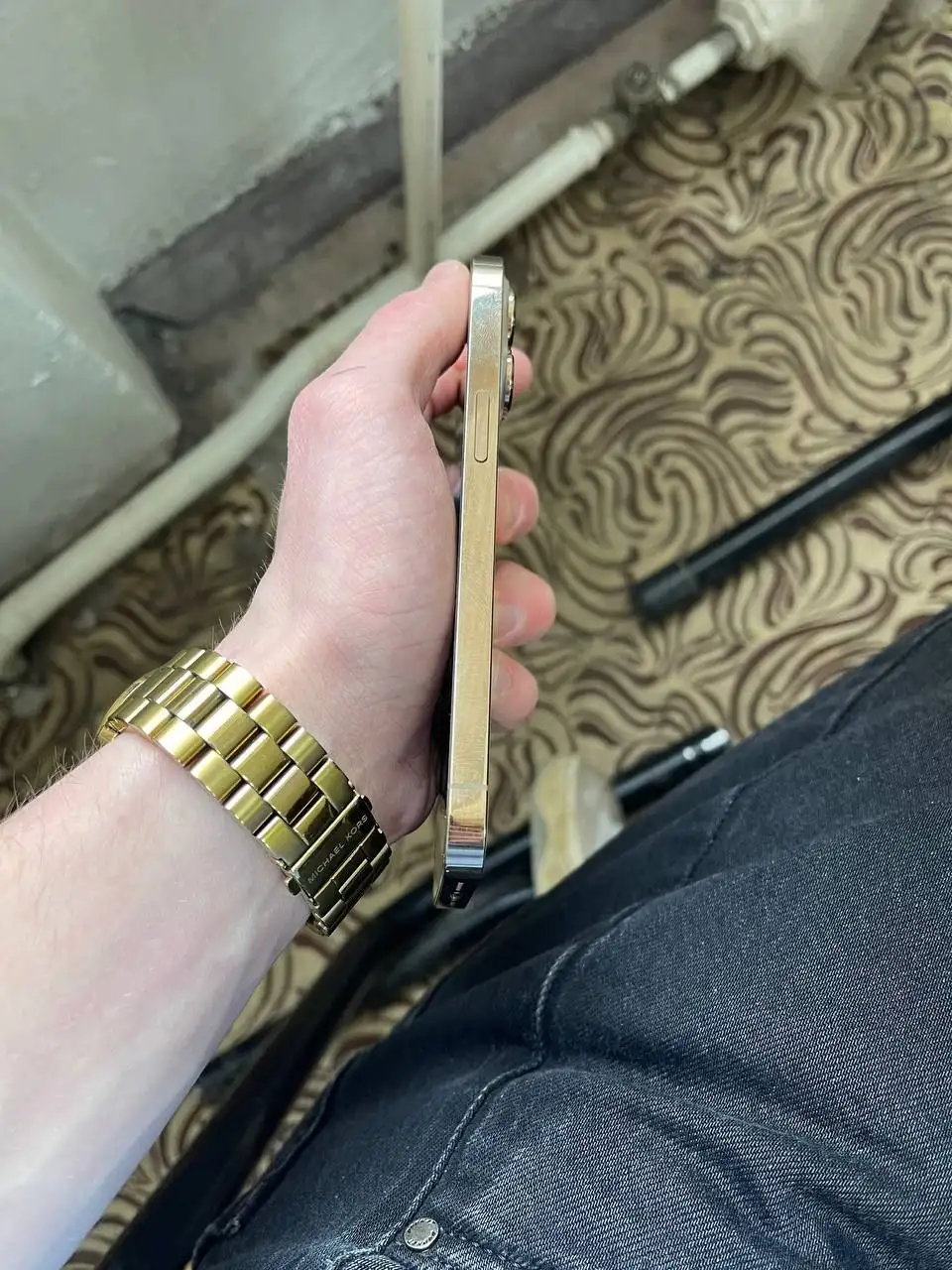 Продажа iPhone 13 Pro в идеальном состоянии - Смартфоны (Электроника) в Нижний Новгород