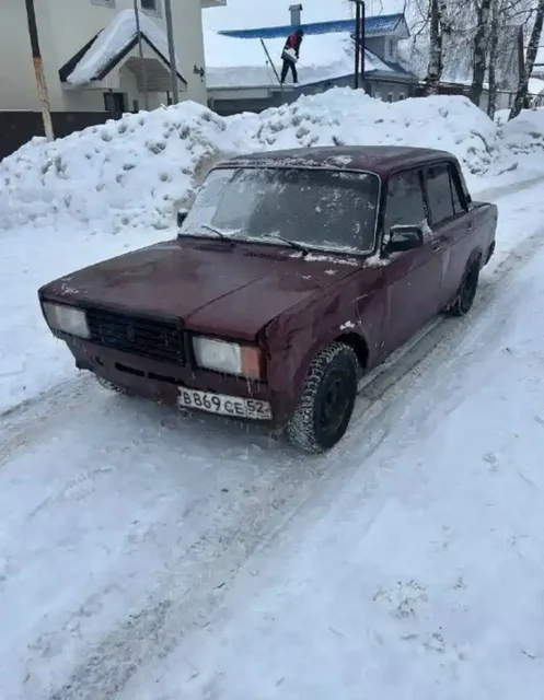 ВАЗ 2107 2002 года выпуска в хорошем состоянии - Легковые автомобили в Нижний Новгород