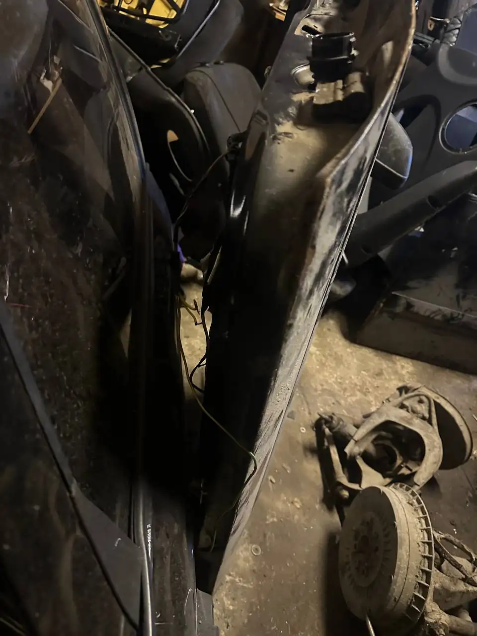 Продам двери передние Лада Гранта 2017 под ремонт - Запчасти (Авто) в Бор