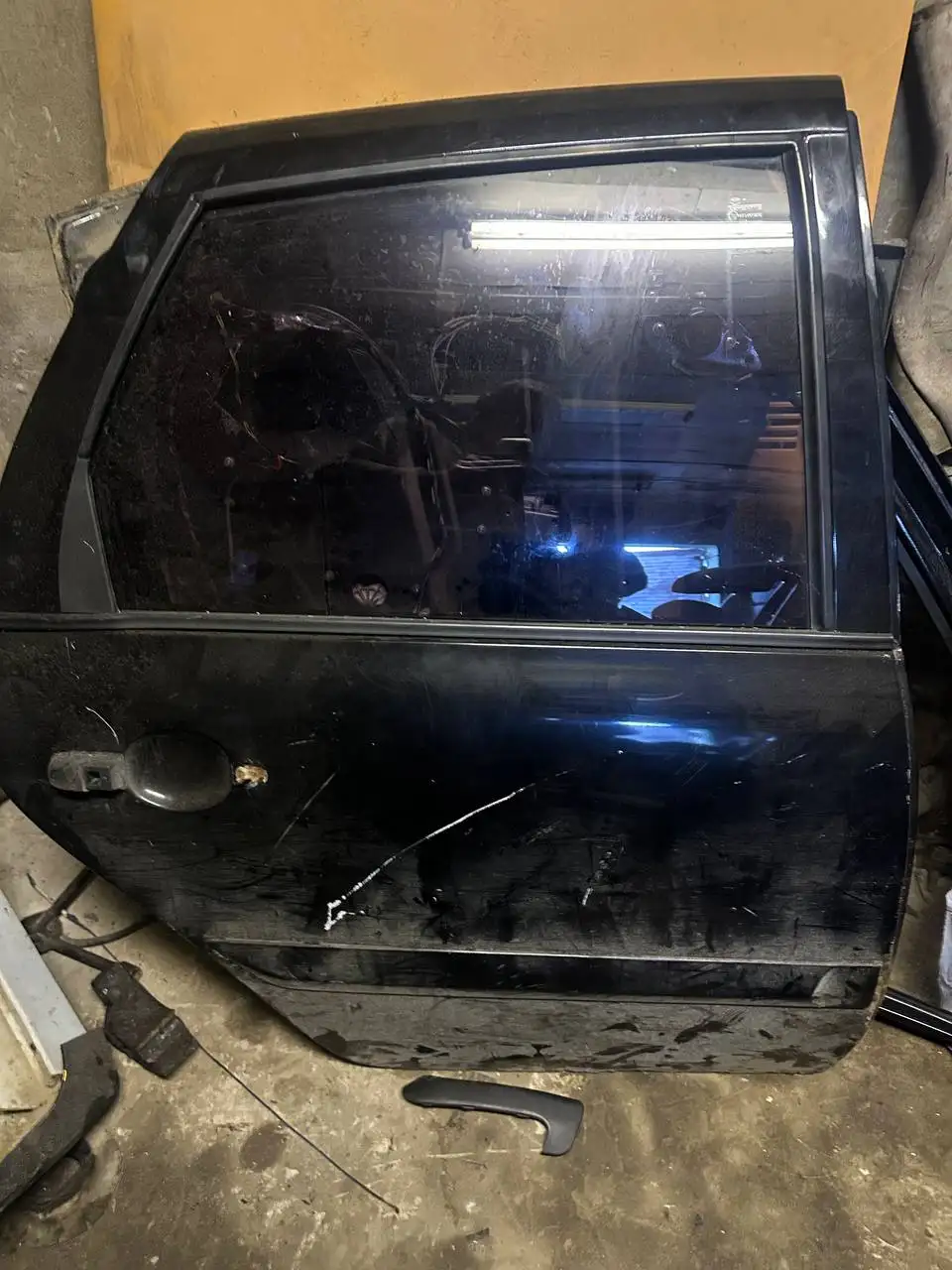 Продам двери передние Лада Гранта 2017 под ремонт - Запчасти (Авто) в Бор