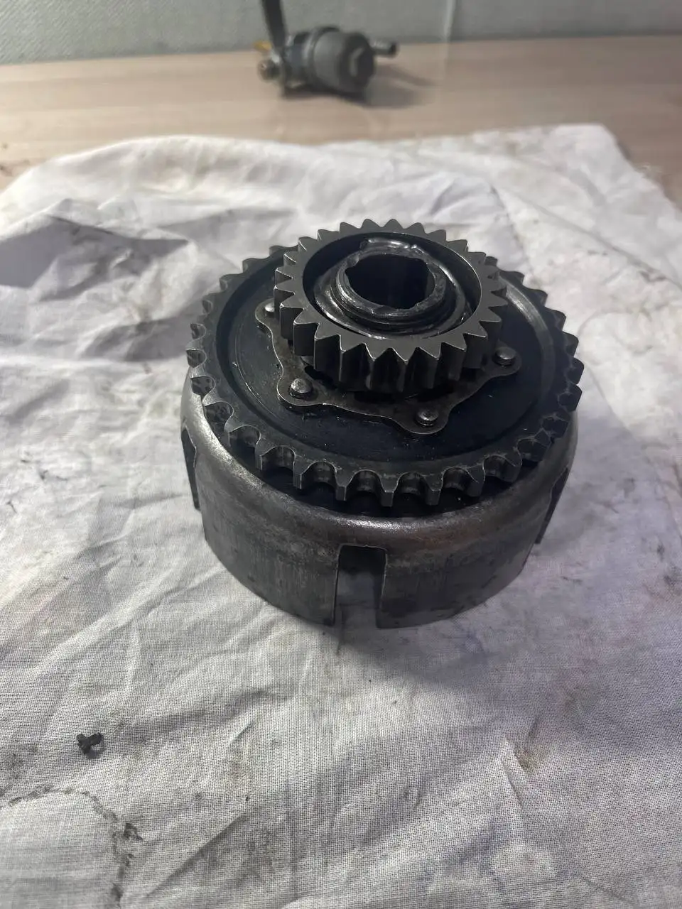 Задняя ступица и корзина сцепления на Восход 3М - Мотоциклетные запчасти (Запчасти) в Нижний Новгород