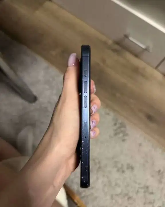 iPhone 15 Pro с замененным аккумулятором - Смартфоны (Электроника) в Нижний Новгород