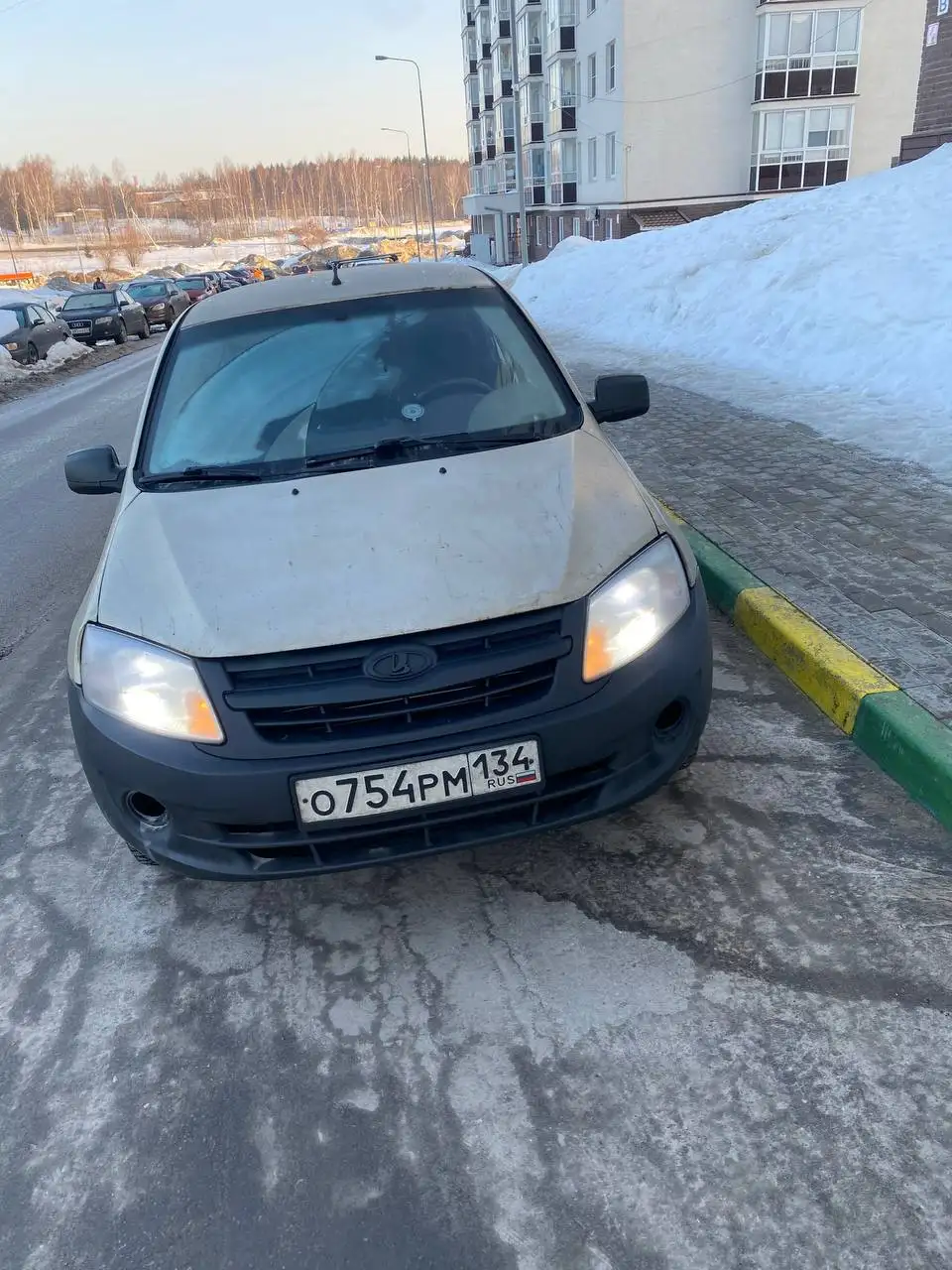 Lada Granta 2013 г.в. в отличном состоянии - Легковые автомобили (Авто) в Нижний Новгород