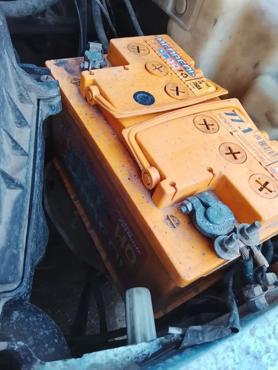 Продажа АКБ 77 АЧ в отличном состоянии - Запчасти (Авто) в Нижний Новгород