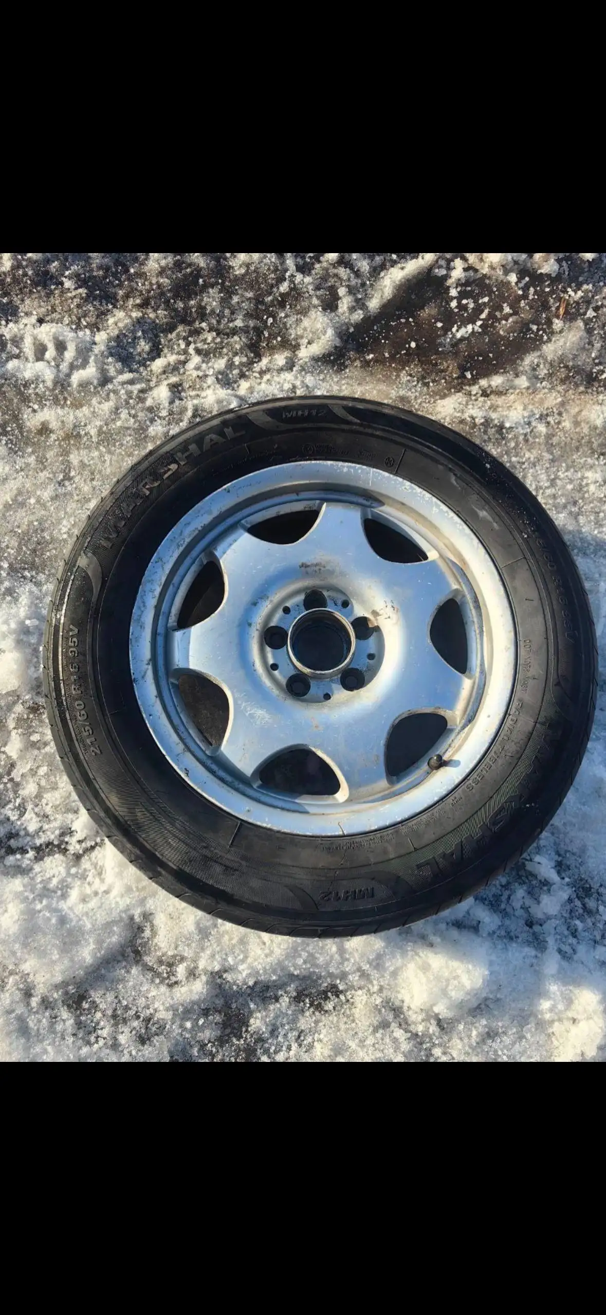 Резина 2013 года R16 разболтовка 5x112 - Шины и диски (Запчасти) в Нижний Новгород