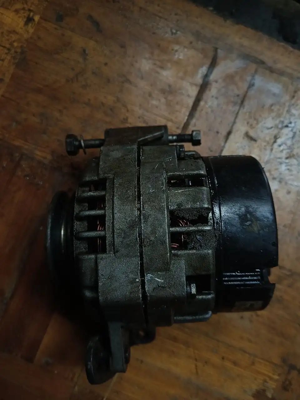 Генератор ВАЗ 2107, 110АП в рабочем состоянии - Автозапчасти (Запчасти) в Нижний Новгород