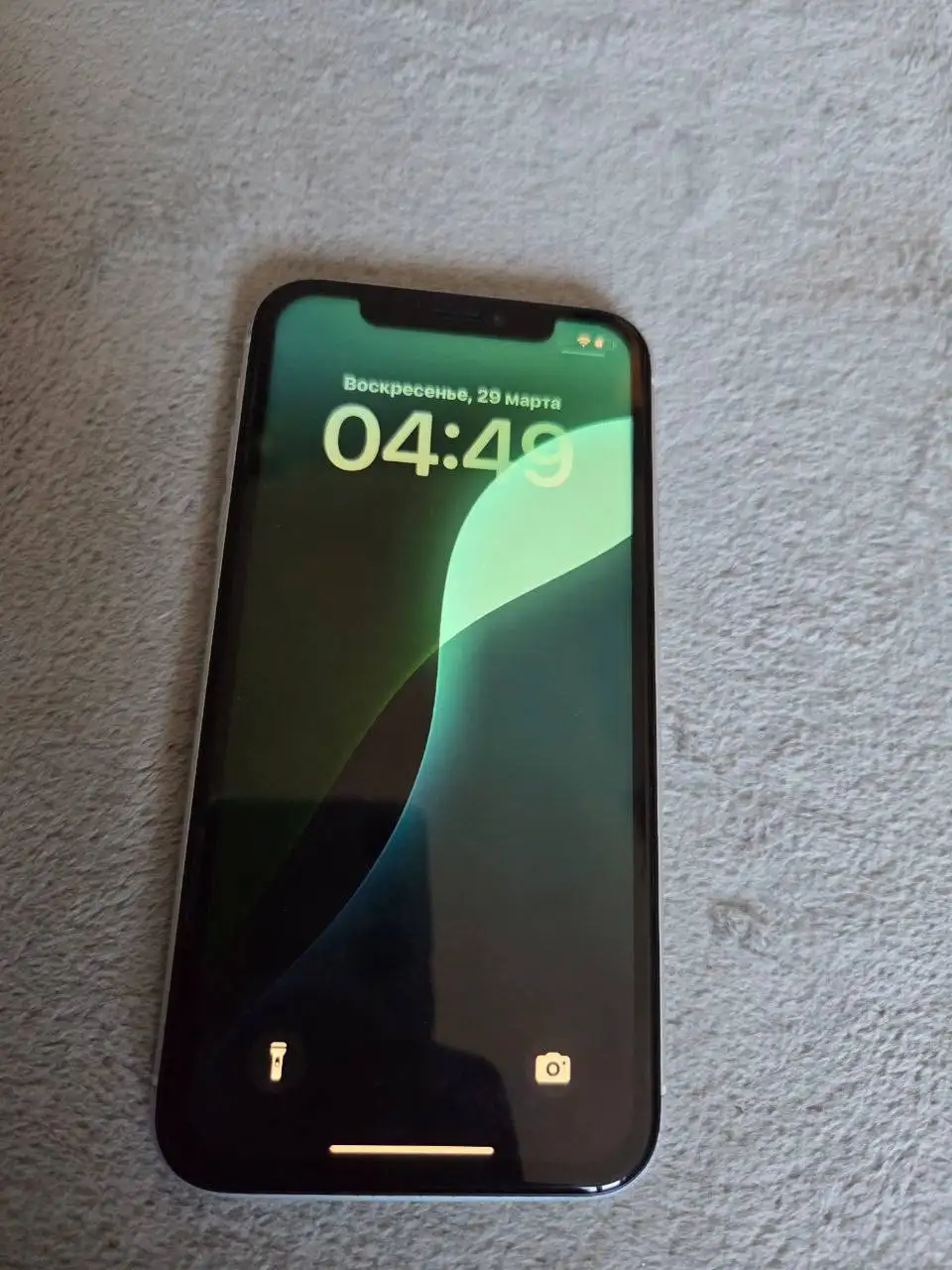 iPhone XR 128GB с заменённой задней крышкой - Смартфоны (Электроника) в Нижний Новгород