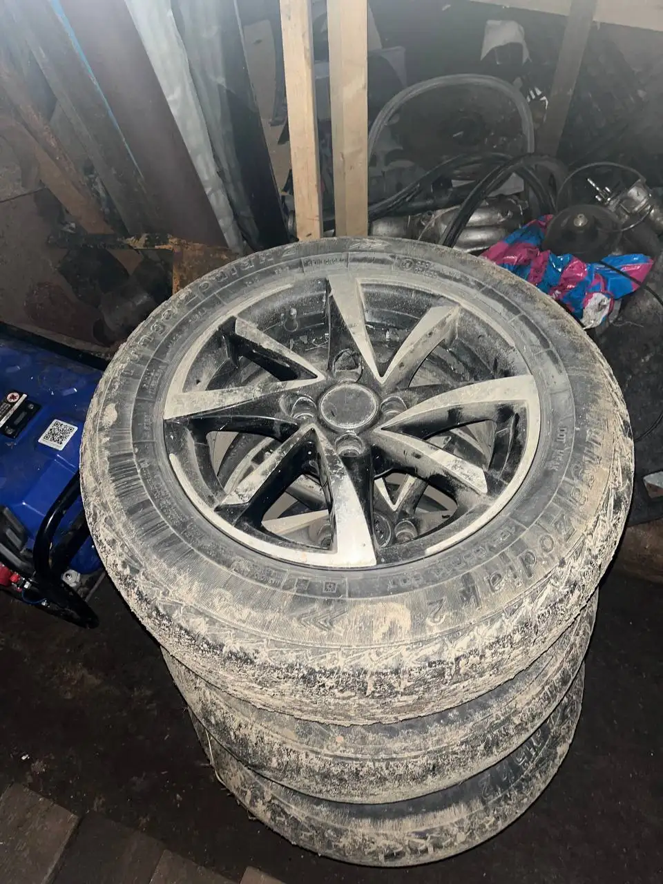 Резина 14R на выкид - Шины и диски (Авто) в Нижний Новгород