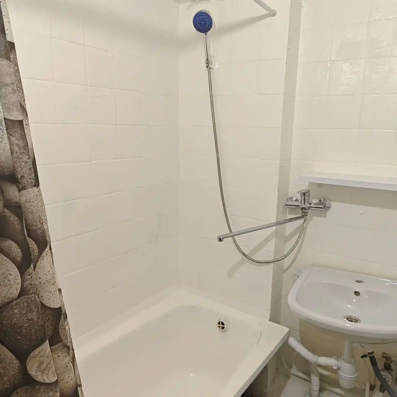 Сдается 1 комнатная квартира в субаренду